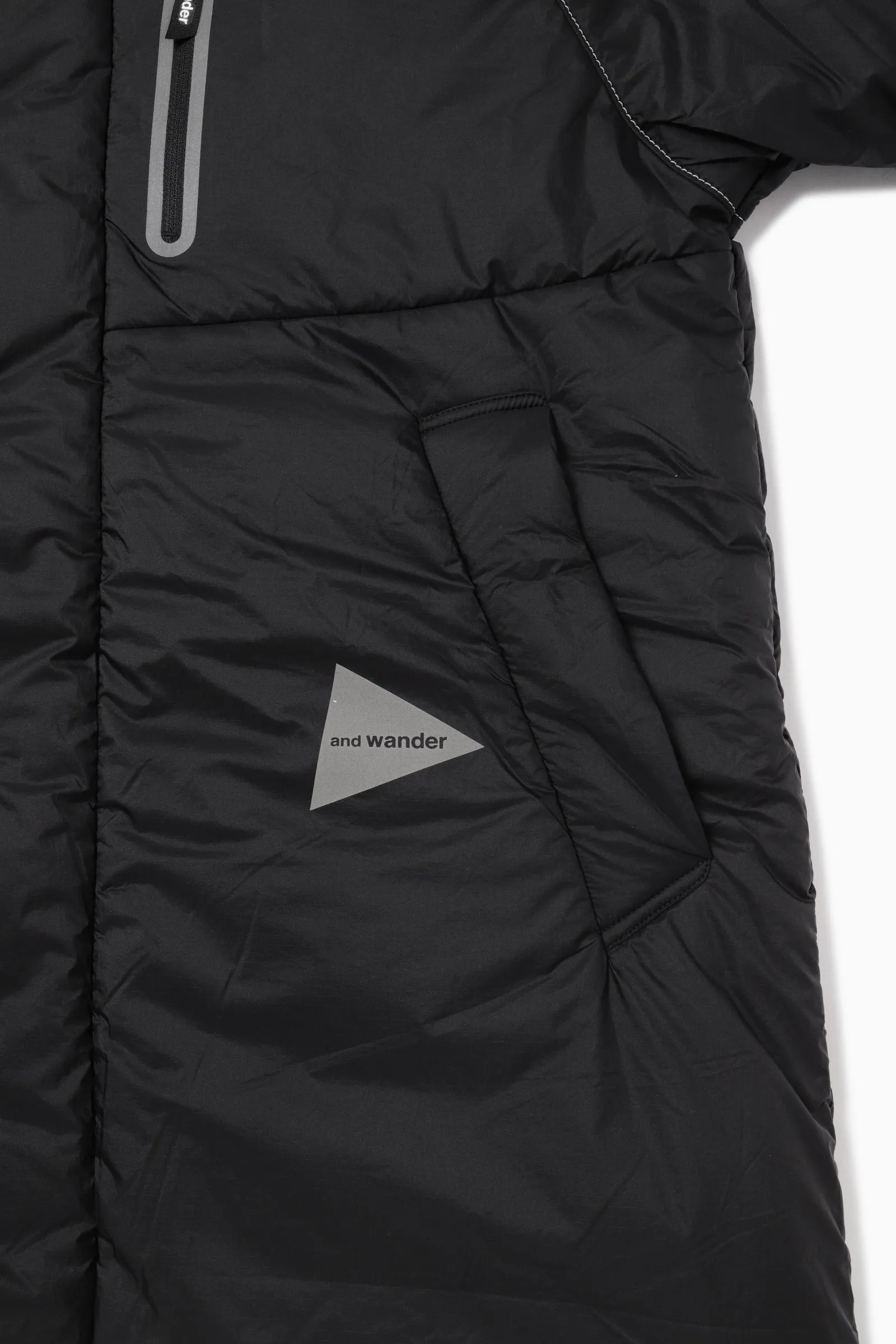 and wander - Ripstop Primaloft Insulation Coat - Black