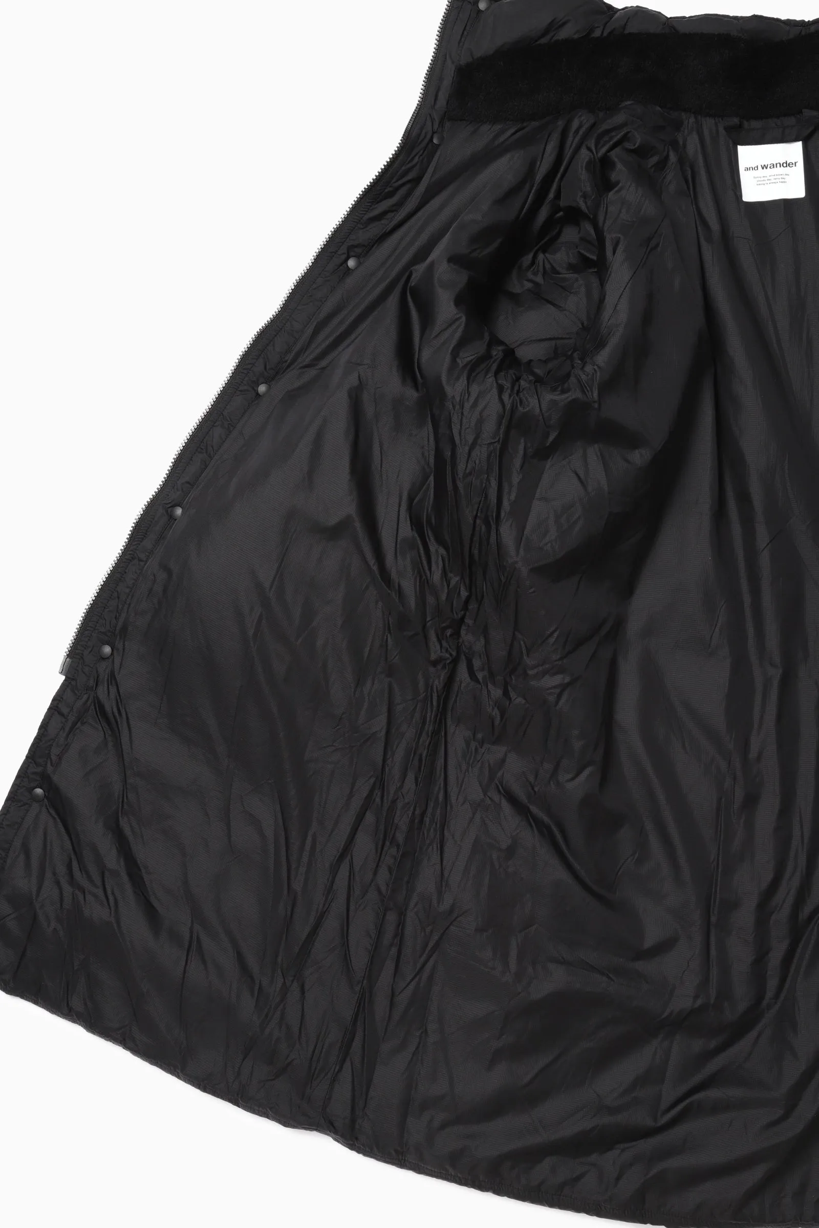 and wander - Ripstop Primaloft Insulation Coat - Black