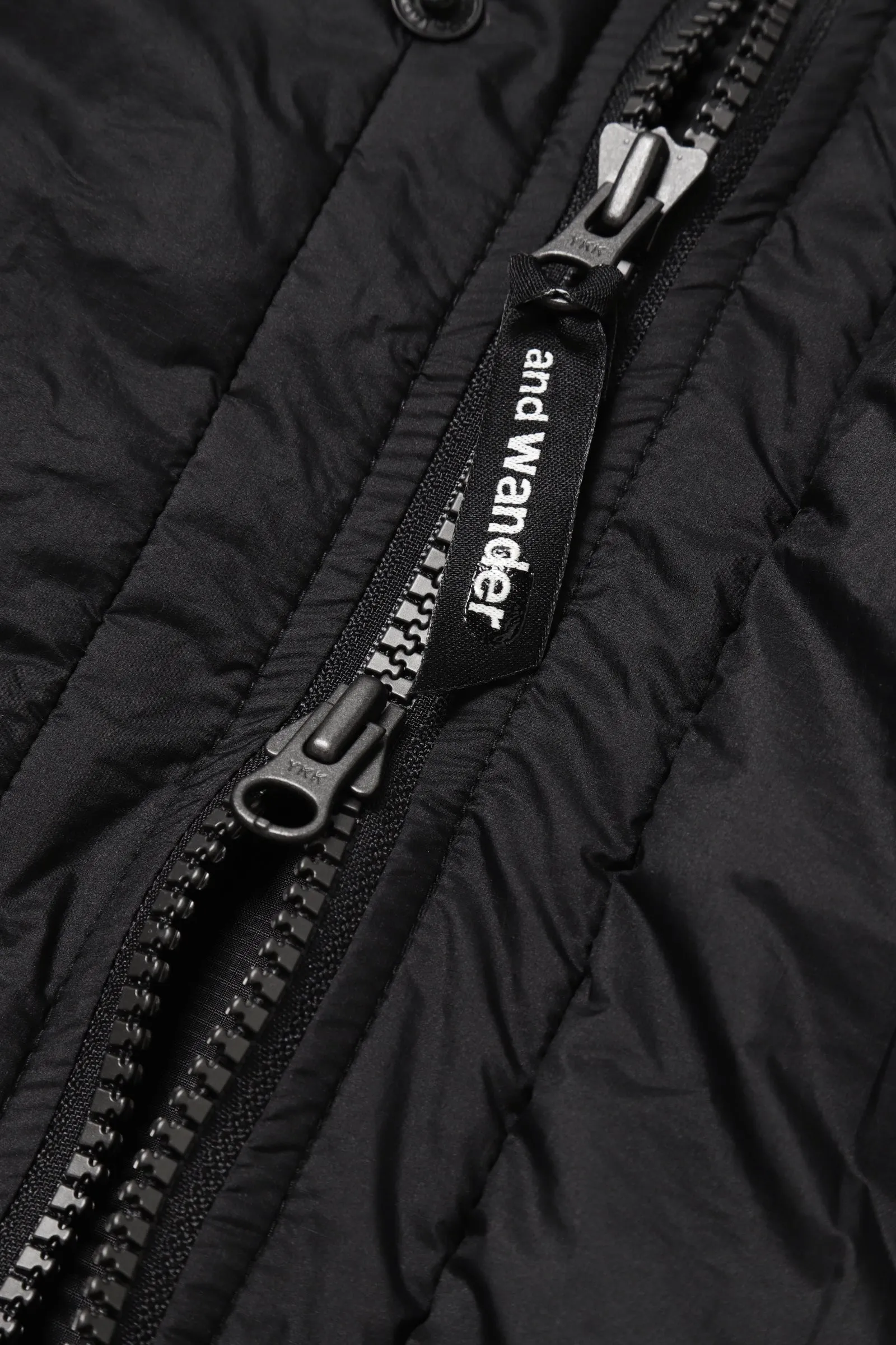 and wander - Ripstop Primaloft Insulation Coat - Black