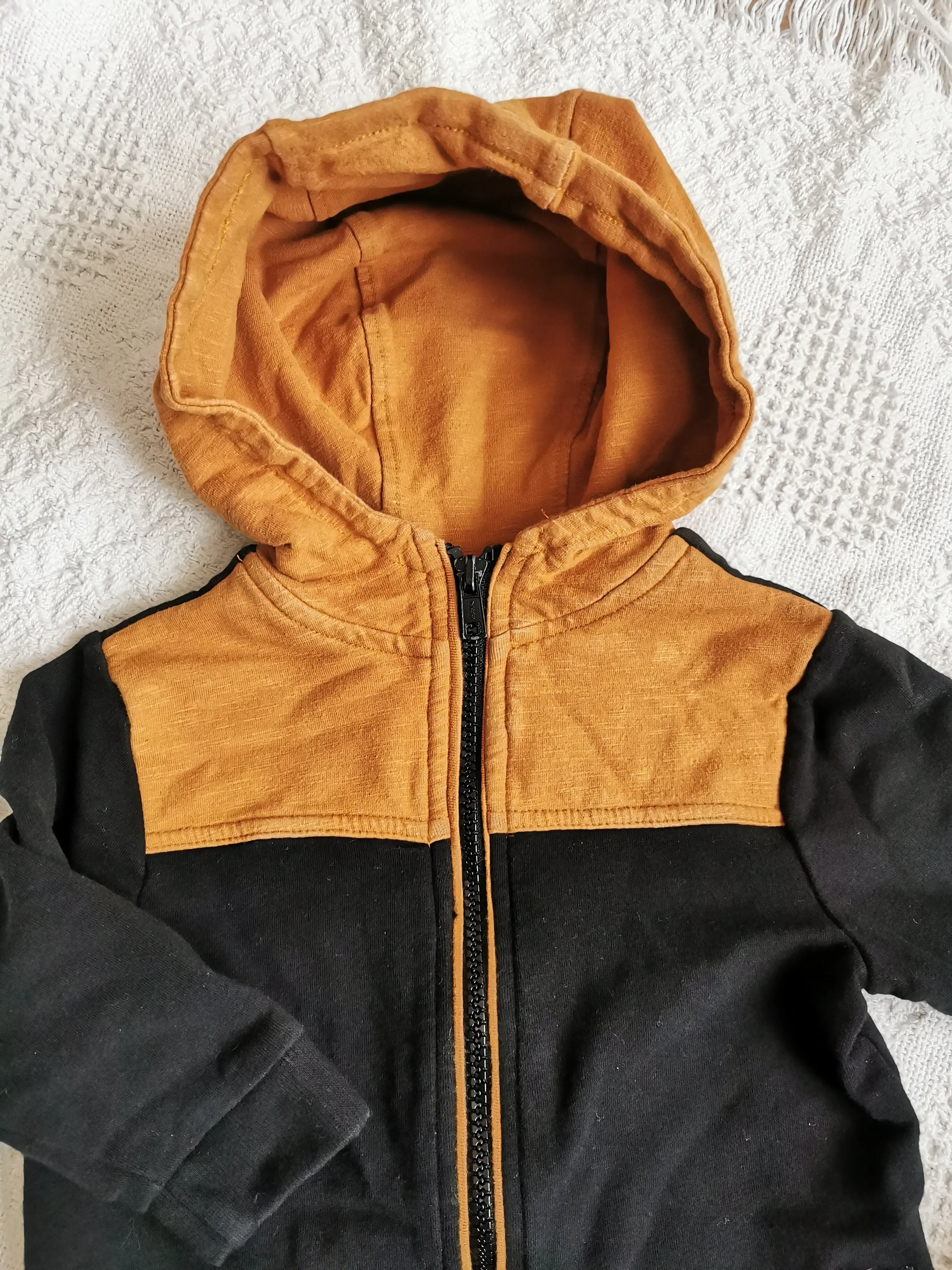 BABY BOY SIZE 6/9 MONTHS - FIERCE FRANK, 2 Piece Matching Outfit, Hoodie & Sweatpants VGUC B24