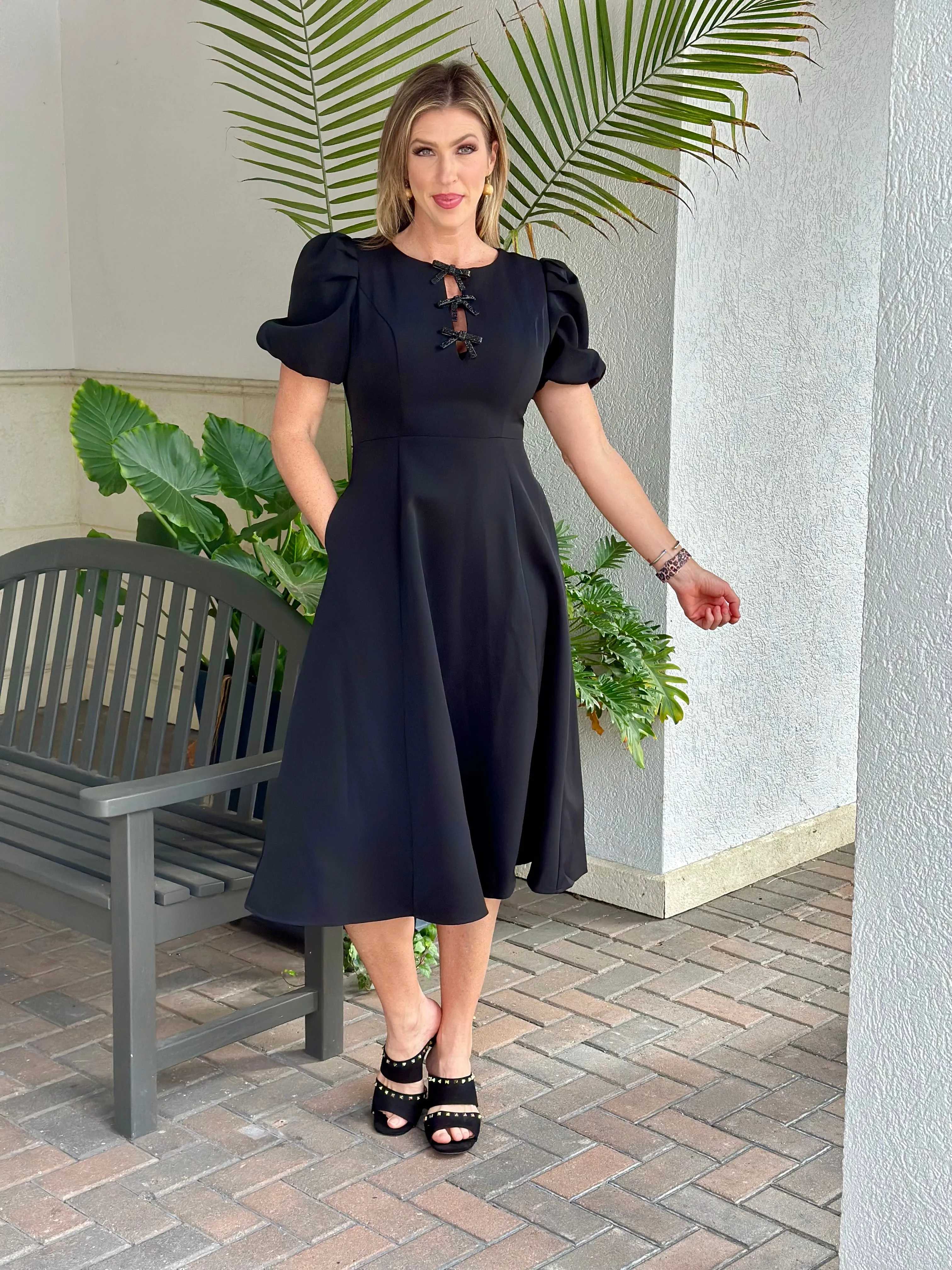 Bow Effortless Elegance Midi Dress