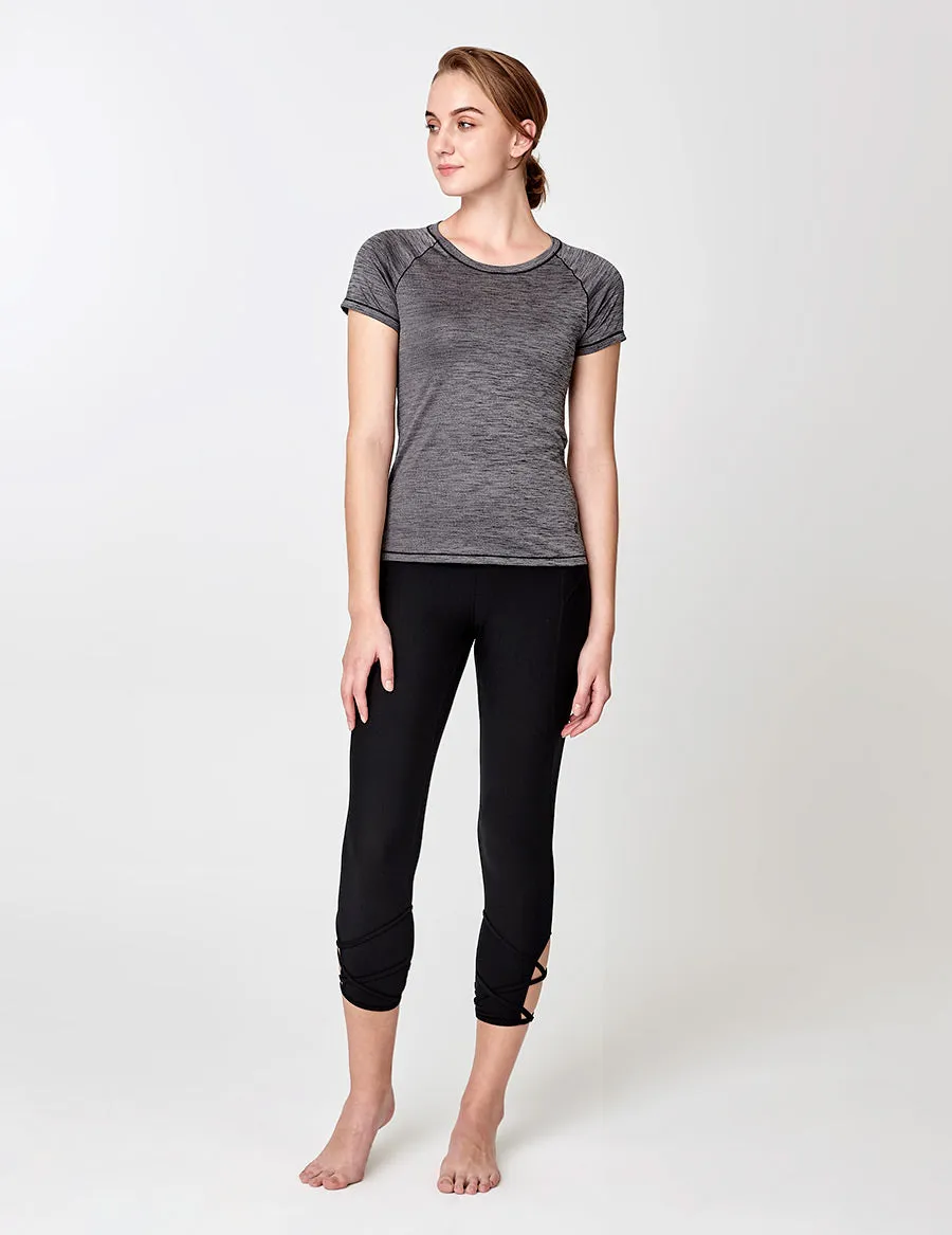 easyoga LA-VEDA Momentum-Free Short Sleeve - X04 Black/M-Gray