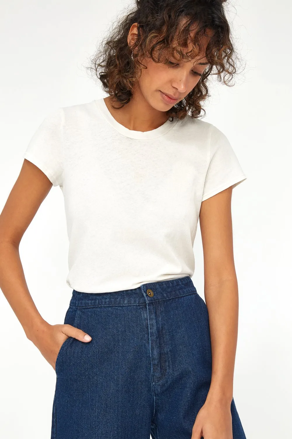 Lacausa Frank Tee (Moon)