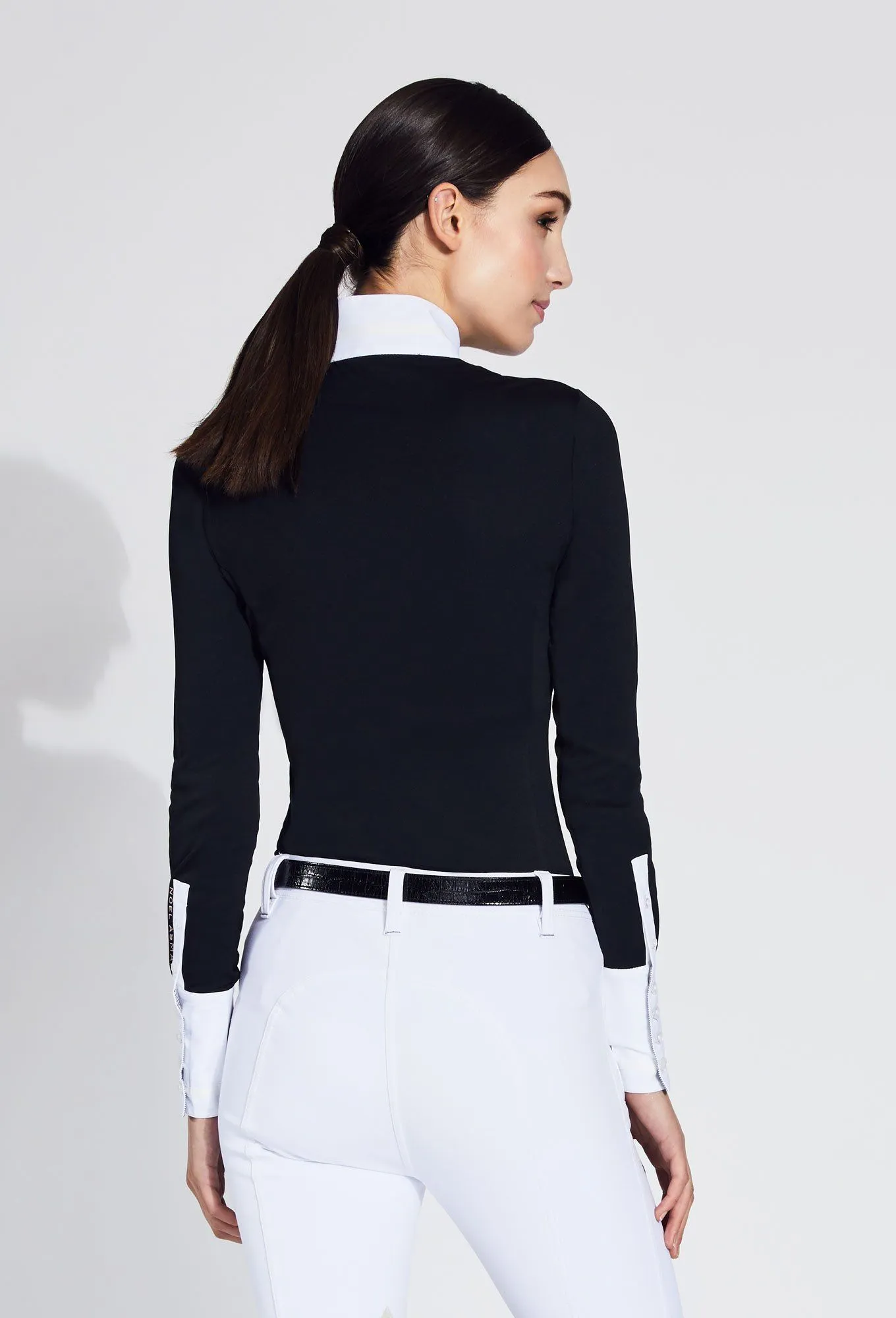 Lia 1/4 Zip Technical Show Shirt