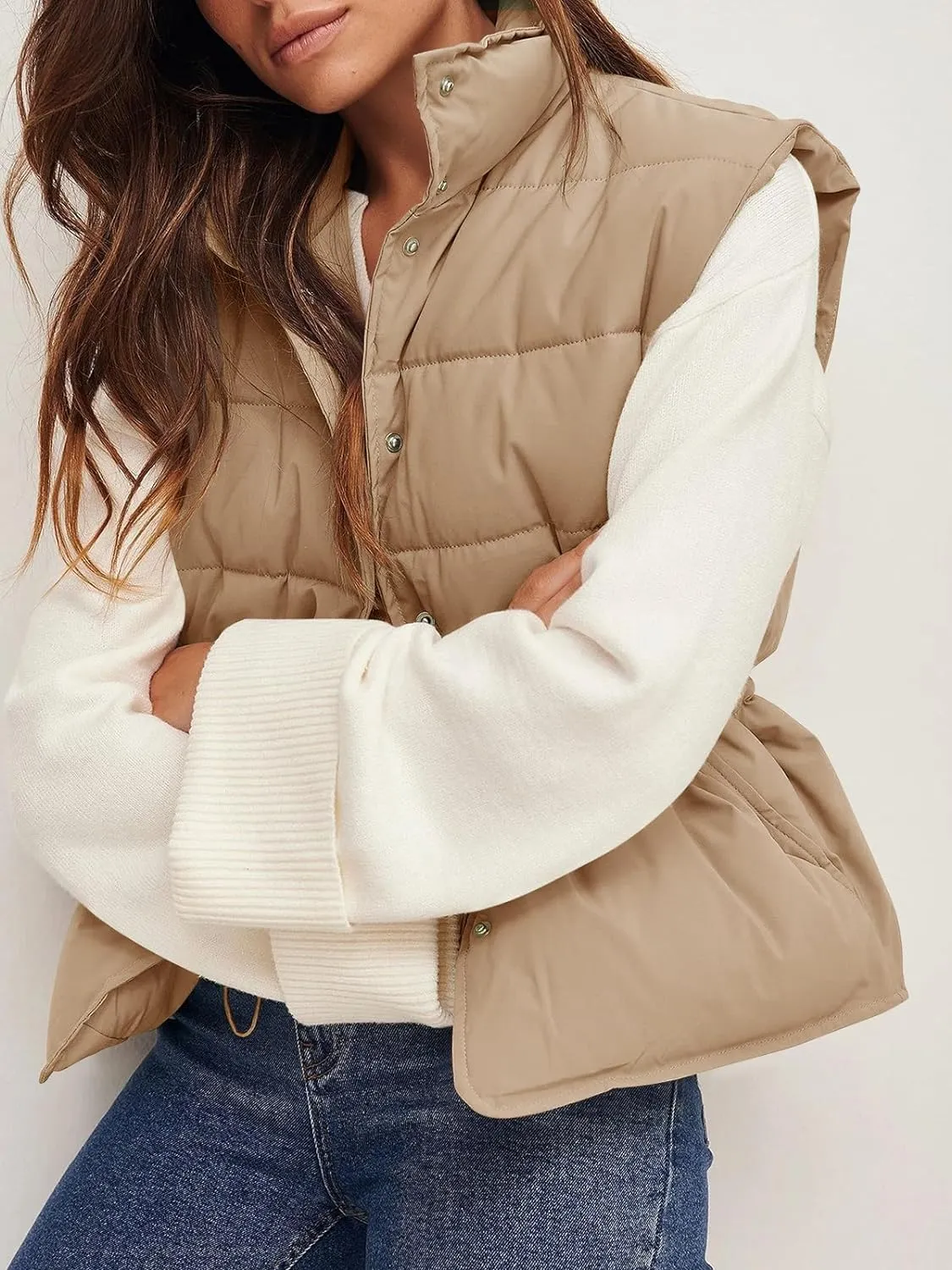 Padded Gilet Women's Vest - Sleeveless Insulated Jacket for Women - Lightweight Outdoor Layering - Ideal for Casual Wear