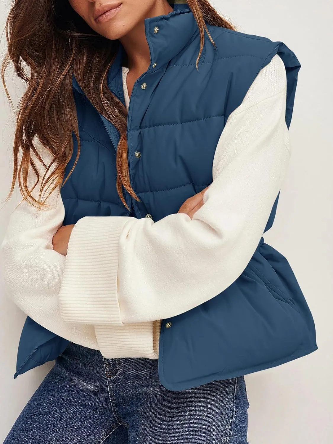 Padded Gilet Women's Vest - Sleeveless Insulated Jacket for Women - Lightweight Outdoor Layering - Ideal for Casual Wear