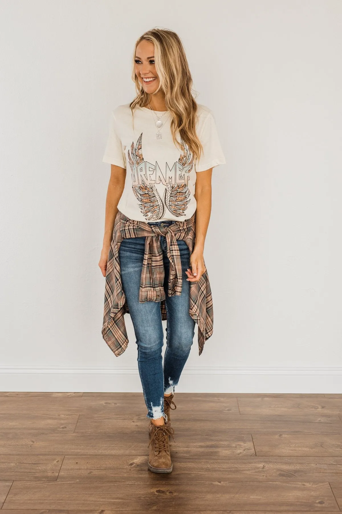"Dreamer" Wing Graphic Tee- Cream