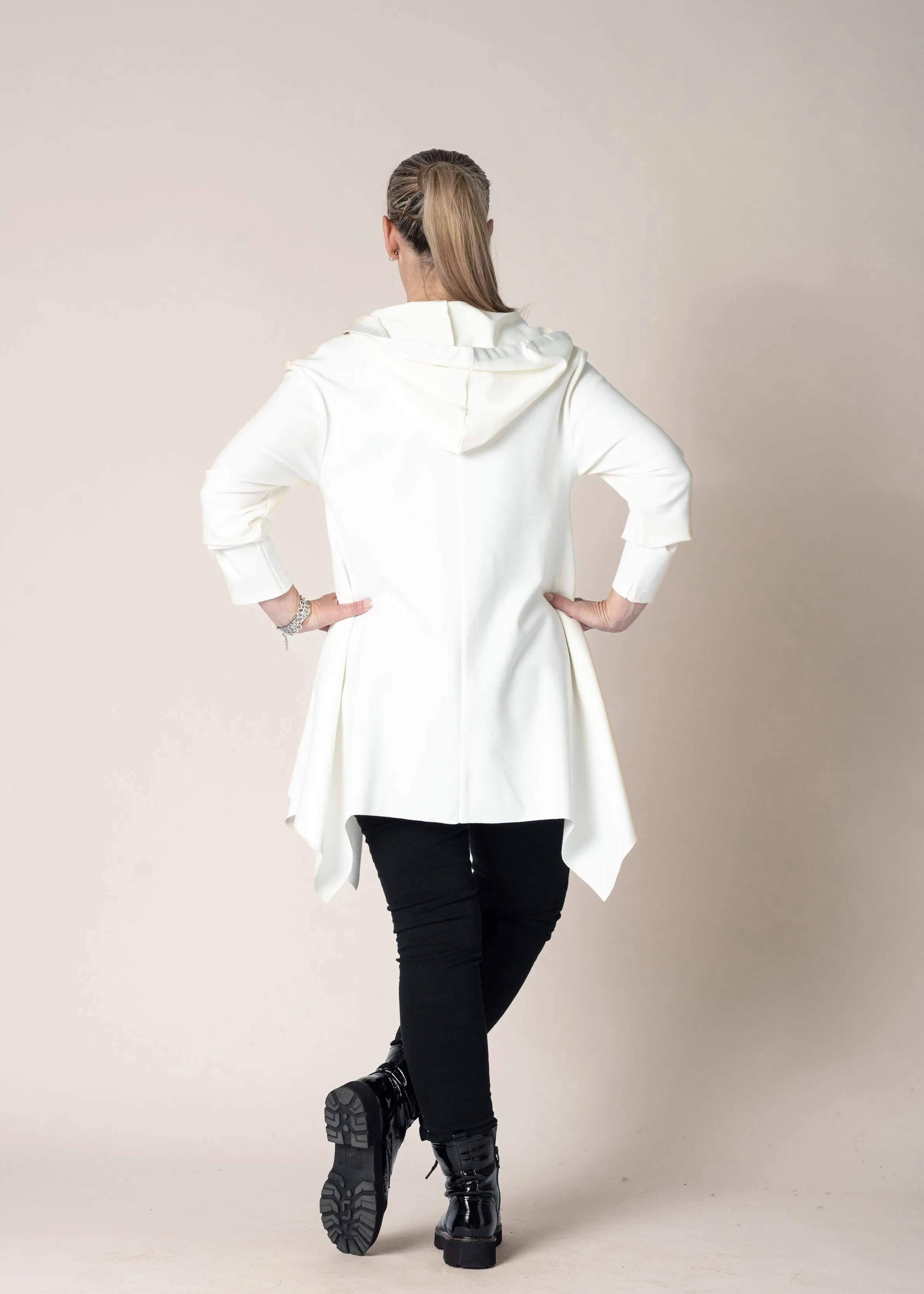 Tia Jacket in Cream