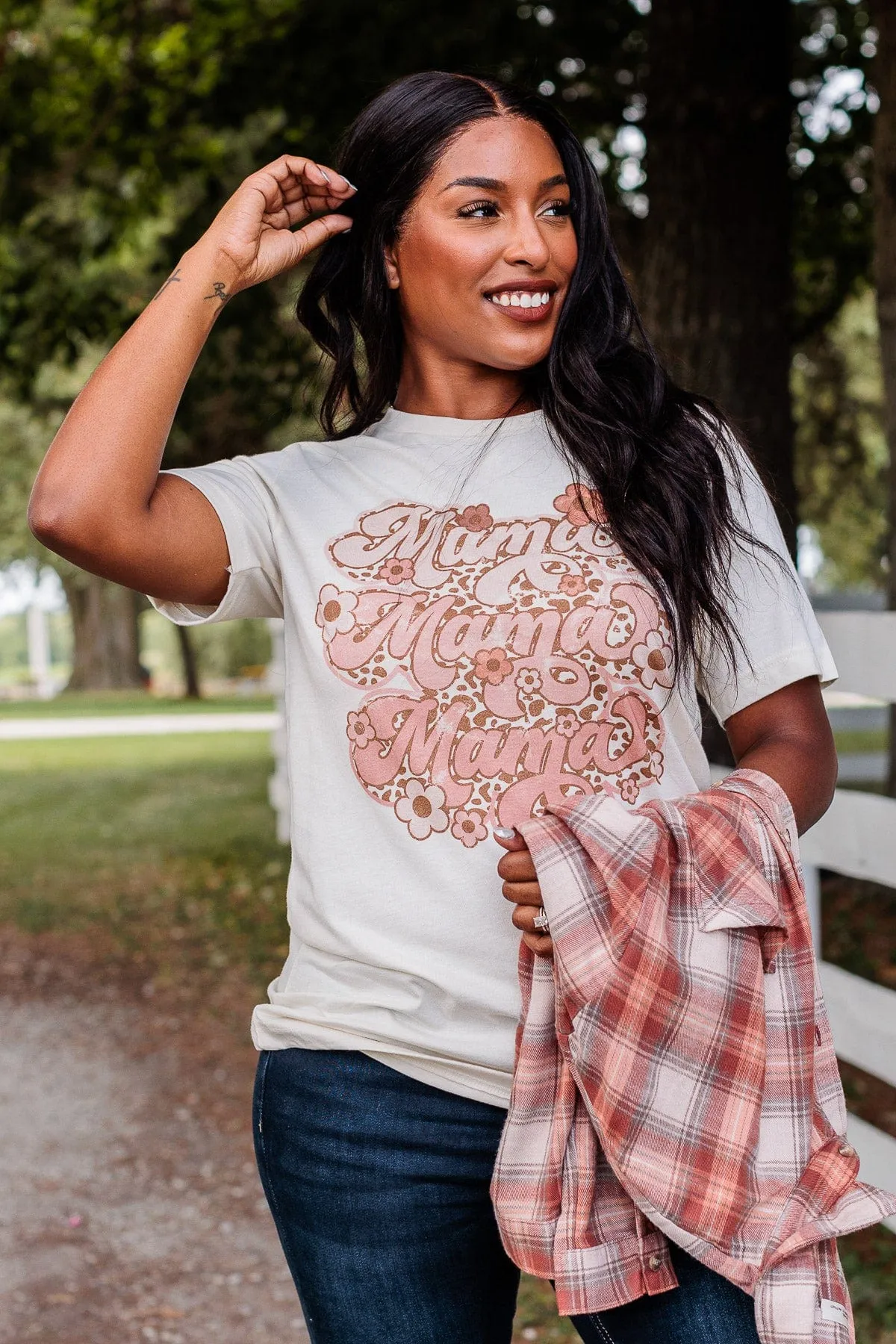 Unconditional Love "Mama" Graphic Tee- Cream