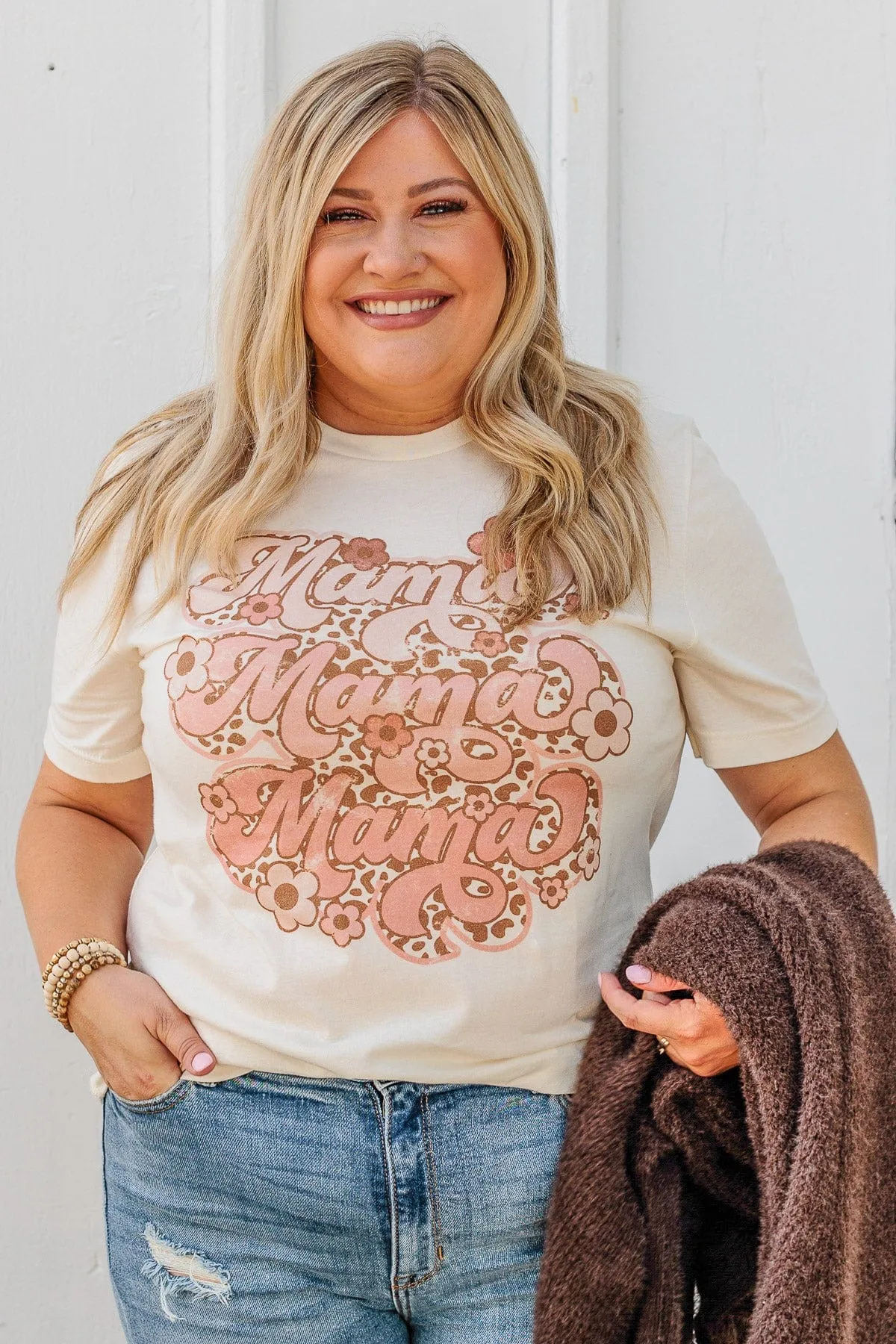 Unconditional Love "Mama" Graphic Tee- Cream