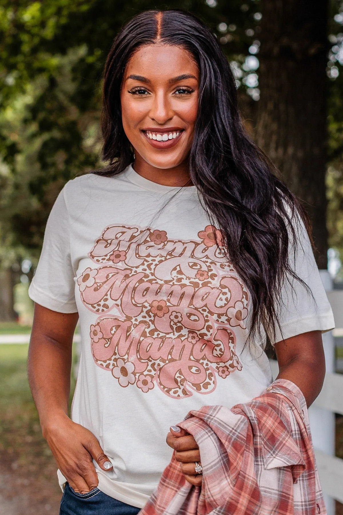 Unconditional Love "Mama" Graphic Tee- Cream