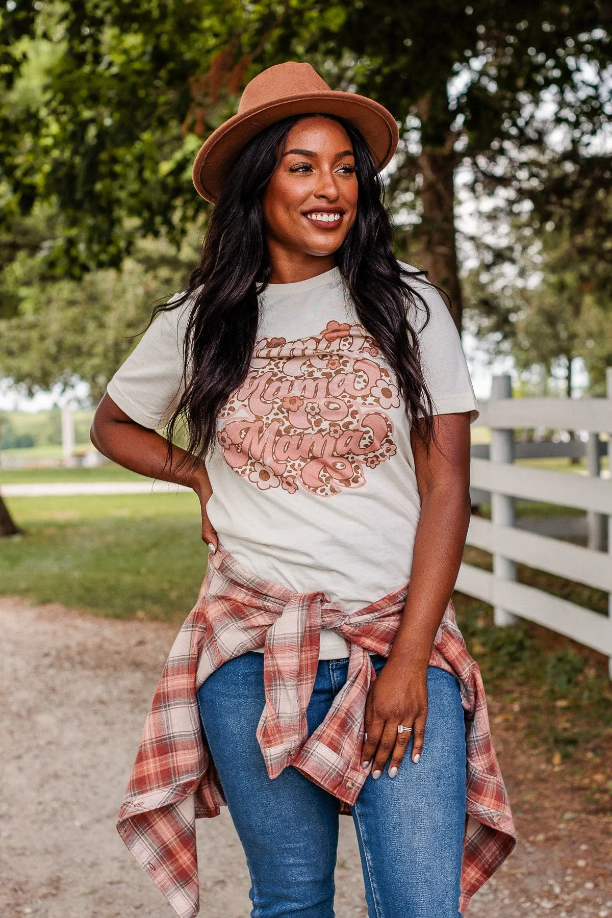 Unconditional Love "Mama" Graphic Tee- Cream