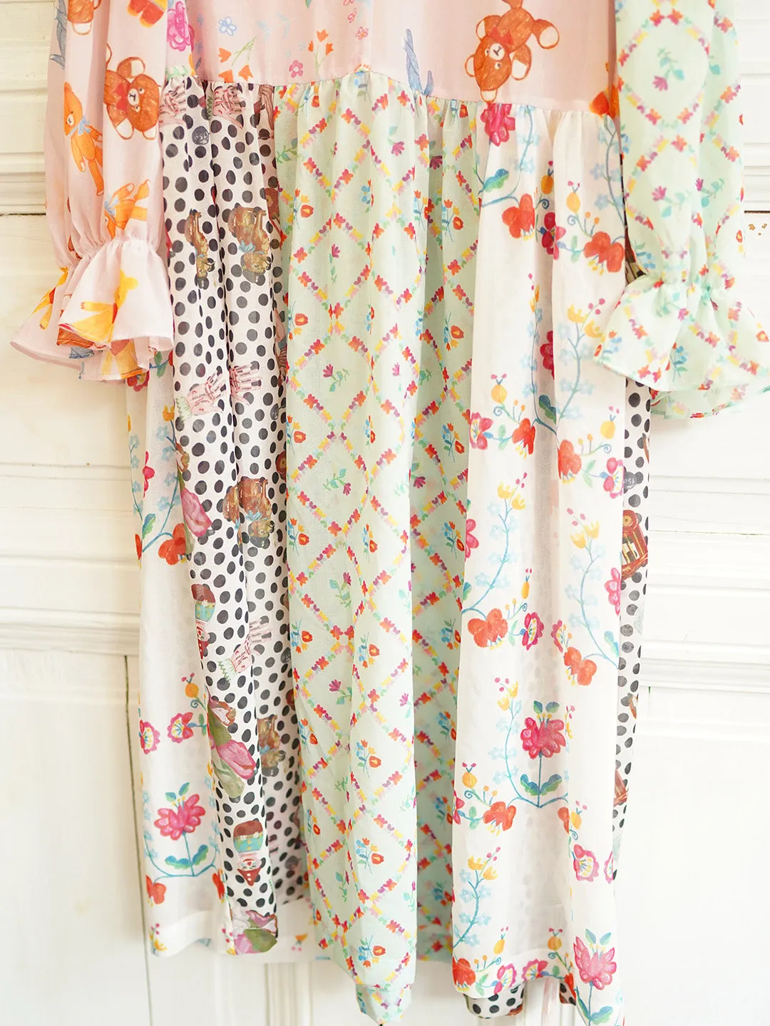 Unlogical Poem Illustrated Print Patchwork Chiffon Dress